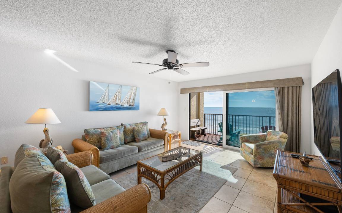 Madeira Beach Condo | 134 m² Condo ∙ 3 bedrooms ∙ 8 guests