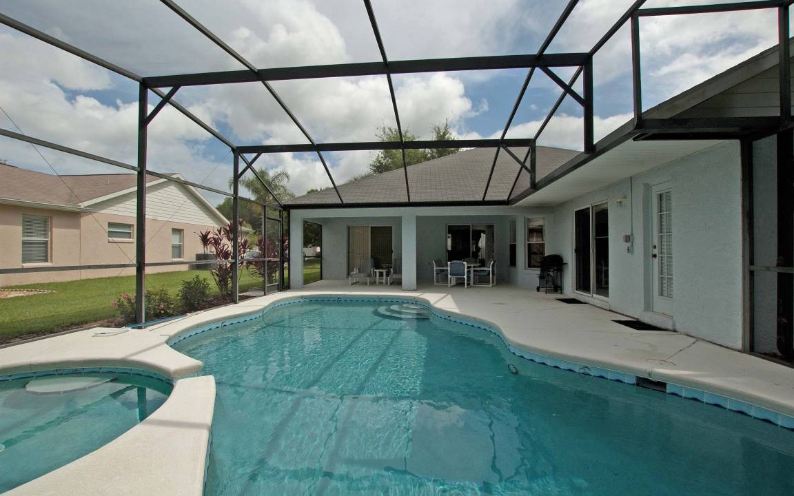 Greater Groves House | 188 m² House ∙ 4 bedrooms ∙ 10 guests