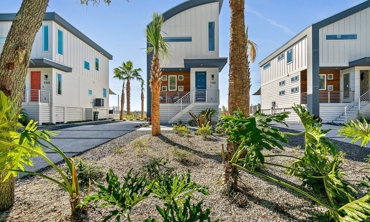 Downtown Historic District House | 196 Riberia - Downtown Waterfront Luxury Home