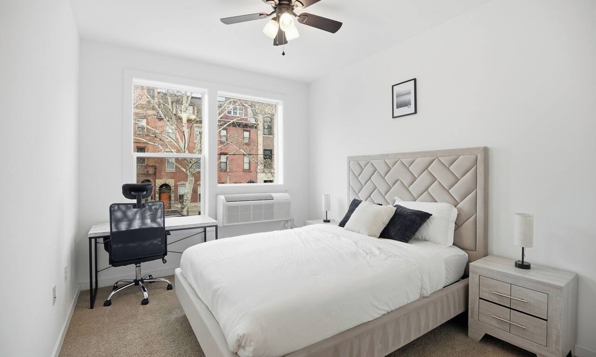Fairmount Apartment | 1BR/1BA apartment in the Fairmount Square building