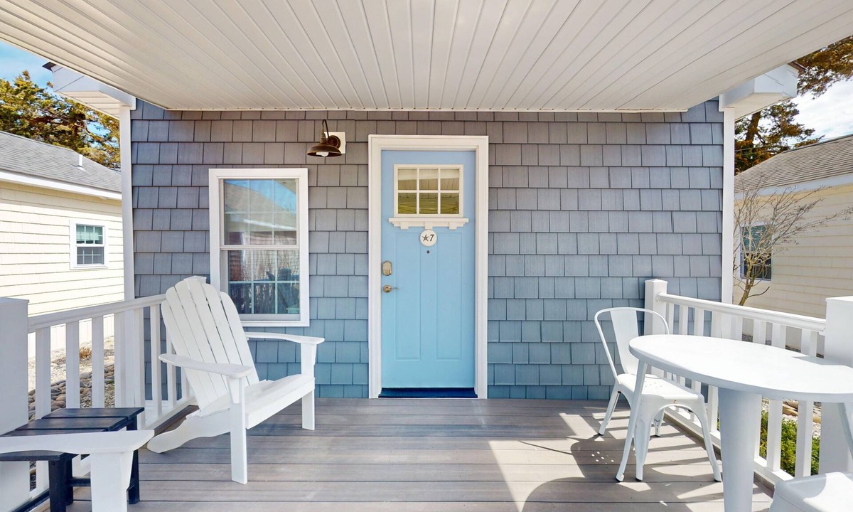 Lower Township House | 1BR King Bed Sofa Bed Sleeps 4 POOL - 1