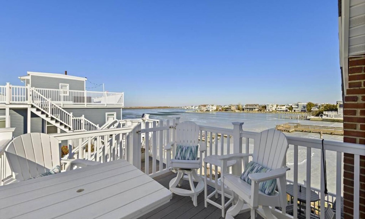 Ship Bottom Condo | 2 bedroom accommodation in Ship Bottom