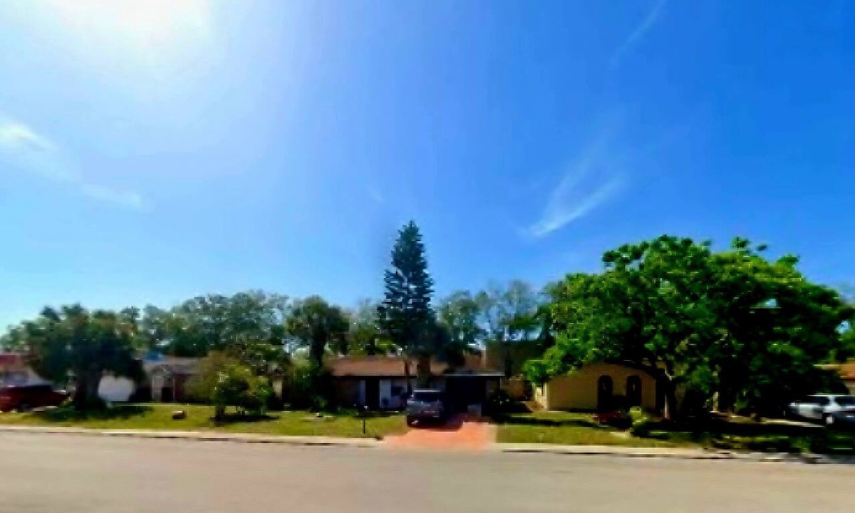 Port Richey House | 2-bedroom house in peaceful Port Richey with cool AC