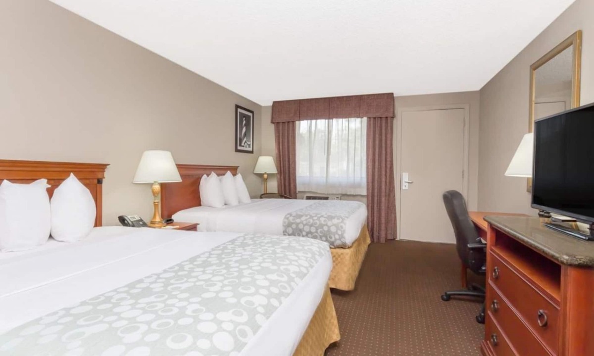 St. Augustine Hotel | 2 Spaces in the St Augustine Historic Downtown! Free Parking, Pool Access