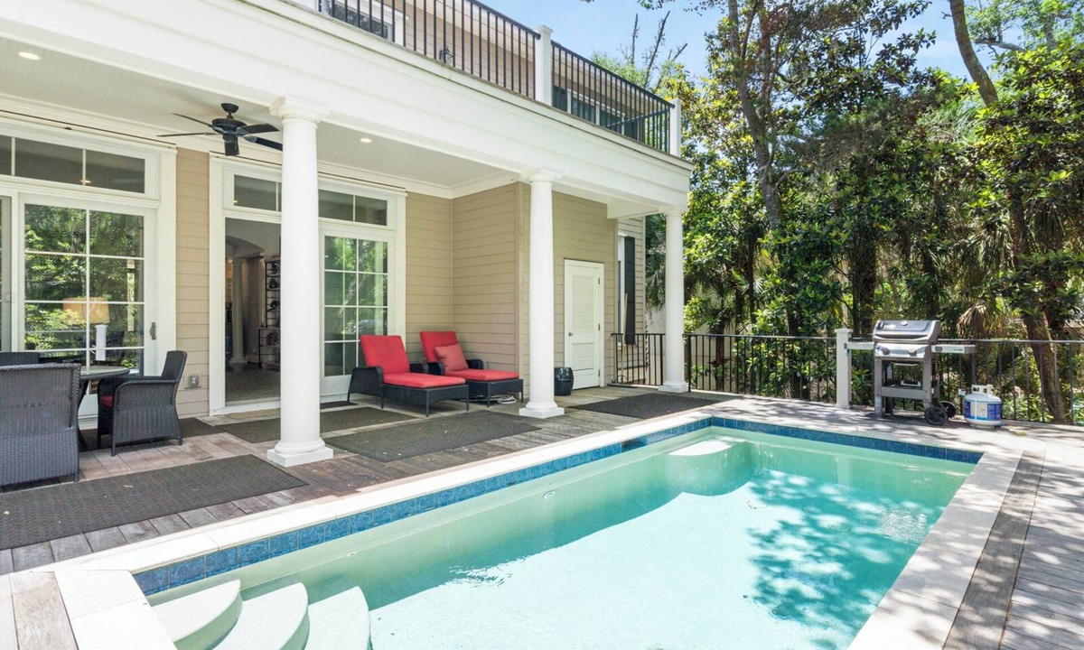 West Beach House | 24B Eugenia Avenue by Akers Ellis Rentals