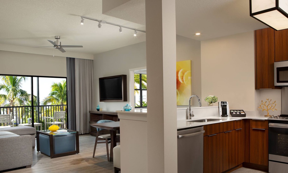 Four Corners Resort | 3 Bed 2 Bath, Full Service Resort & Water Park Near Disney