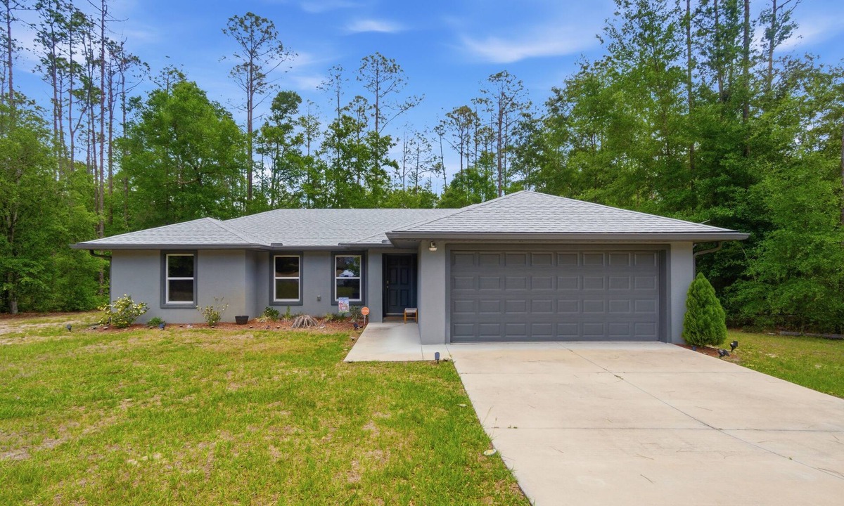 Dunnellon House | 3BR Near Rainbow River Quiet & Spacious Home Checkin + LATE Checkout