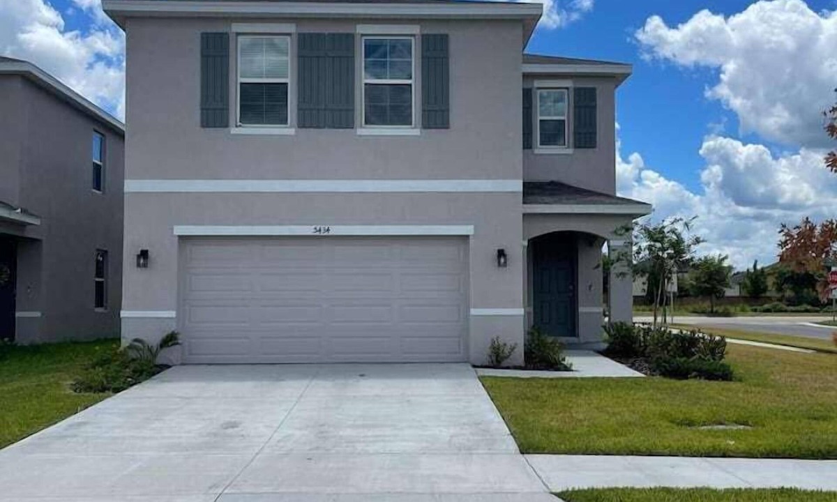 Wesley Chapel Apartment | 4 Bedroom 814974 by Houzlet
