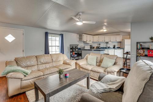 Gainesville House | 4 Mi to UF Campus! Game Day Getaway
