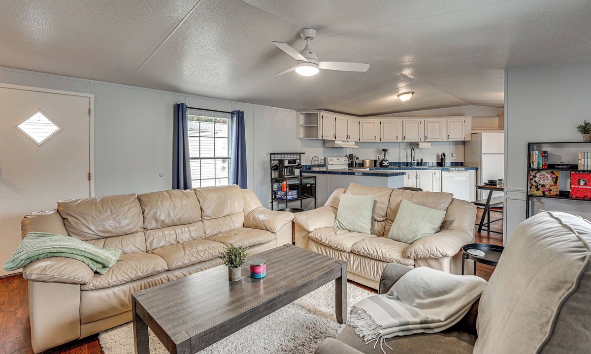 Gainesville House | 4 Mi to UF Campus! Game Day Getaway