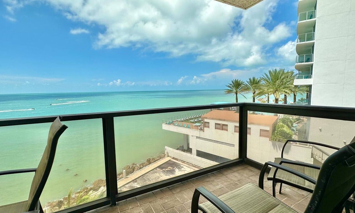 Clearwater Beach Condo | 440 West Condos 608-N Waterfront with Gulf of Mexico View