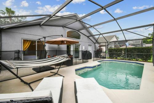 Lake Berkley House | 5BR Pool Home Near Disney