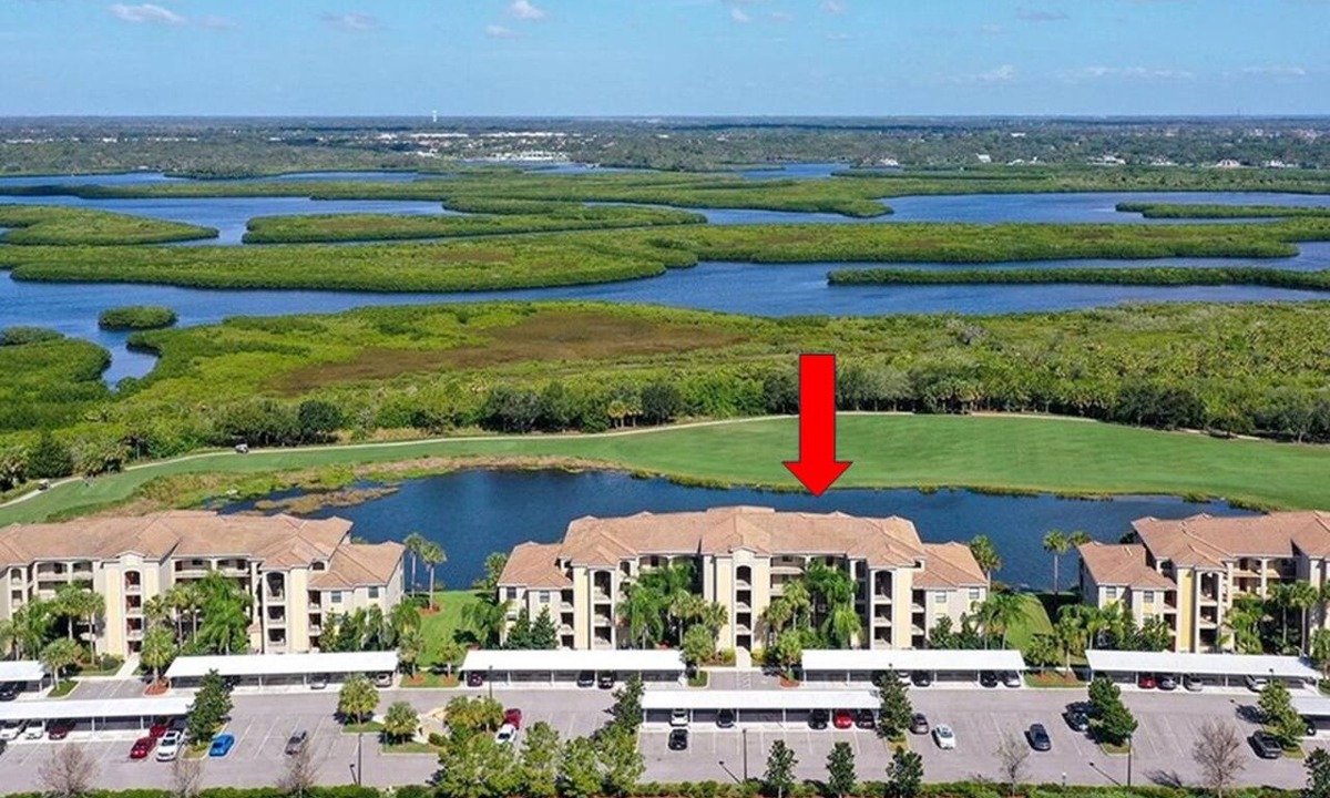 Bradenton Condo | 7015-106 Beautiful 1st floor River Strand condo