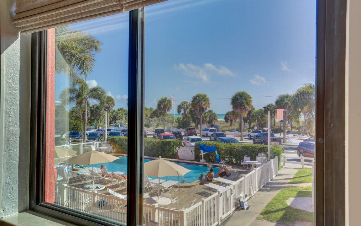 St. Pete Beach Condo | 73 m² Condo ∙ 2 bedrooms ∙ 4 guests