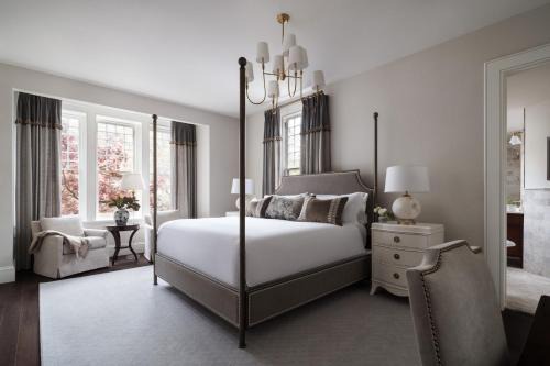 Historic District Hotel | 86 State Circle - Luxury Boutique Hotel