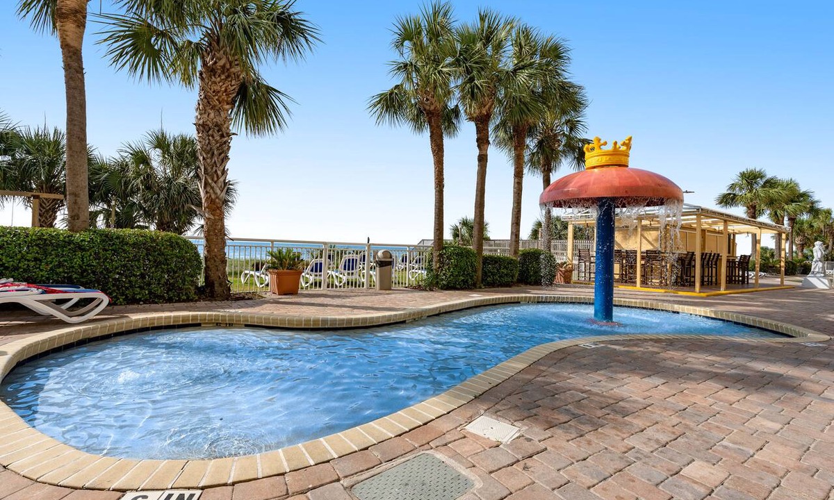 Myrtle Beach Condo | 8th-floor oceanfront condo with beach views, balcony, hot tubs, pools, gym, AC