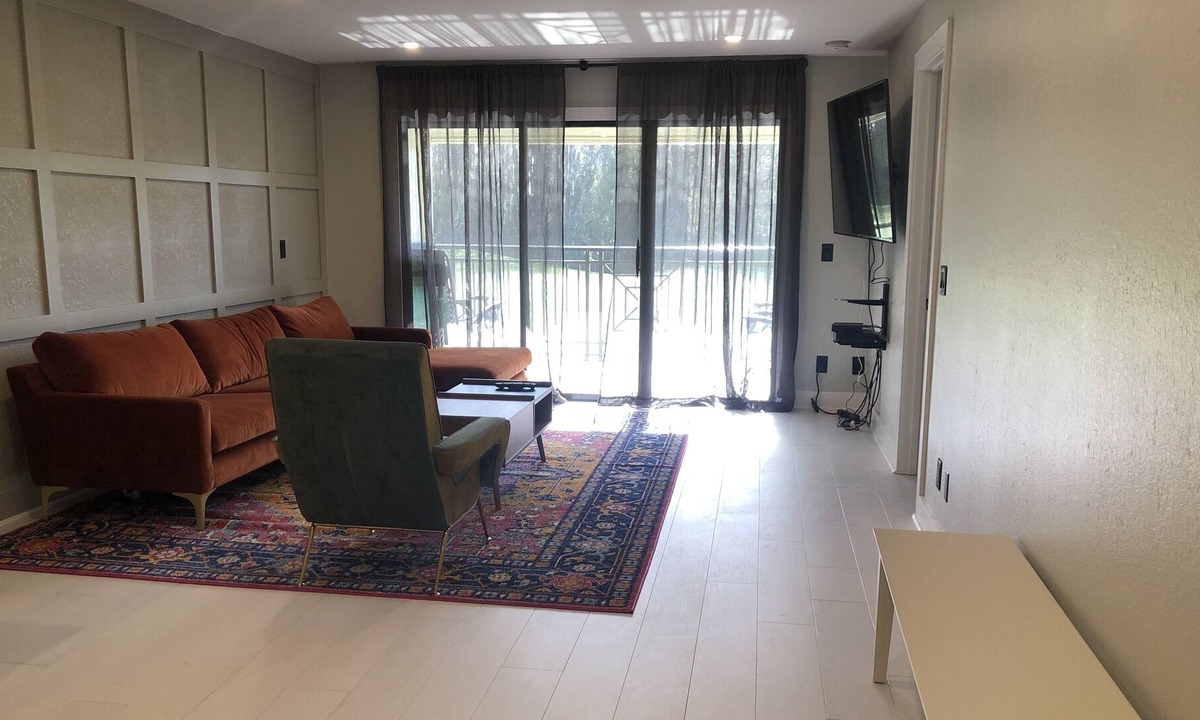 Wesley Chapel Condo | A little Piece of Paradise - newly renovated condo