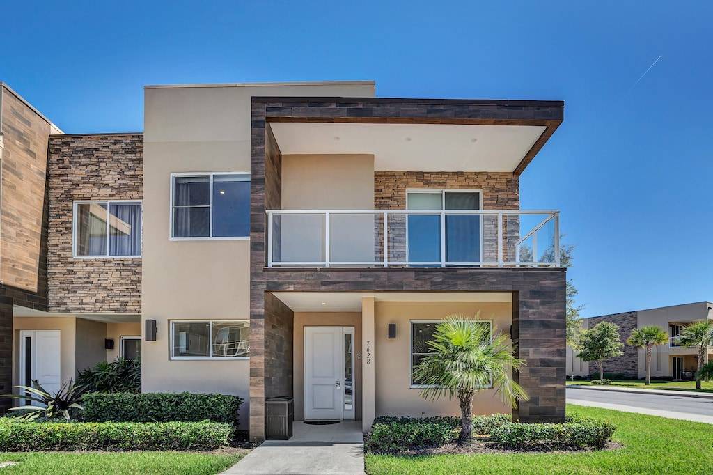 Florida Central Atlantic Coast House | Amazing 4 Bedroom Magic Village TownHome