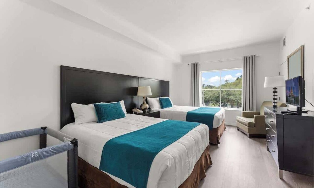 Florida Central Atlantic Coast Apartment | Apartment 1 BR FREE Shuttle to Disney Parks