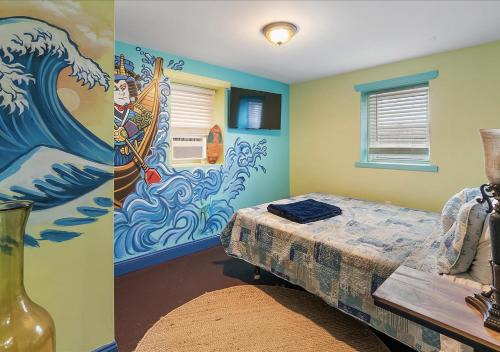 Seaside Heights House | Artistic Oceanfront 2 Bedroom on the beach, Parking Beach Badges fun for all ages