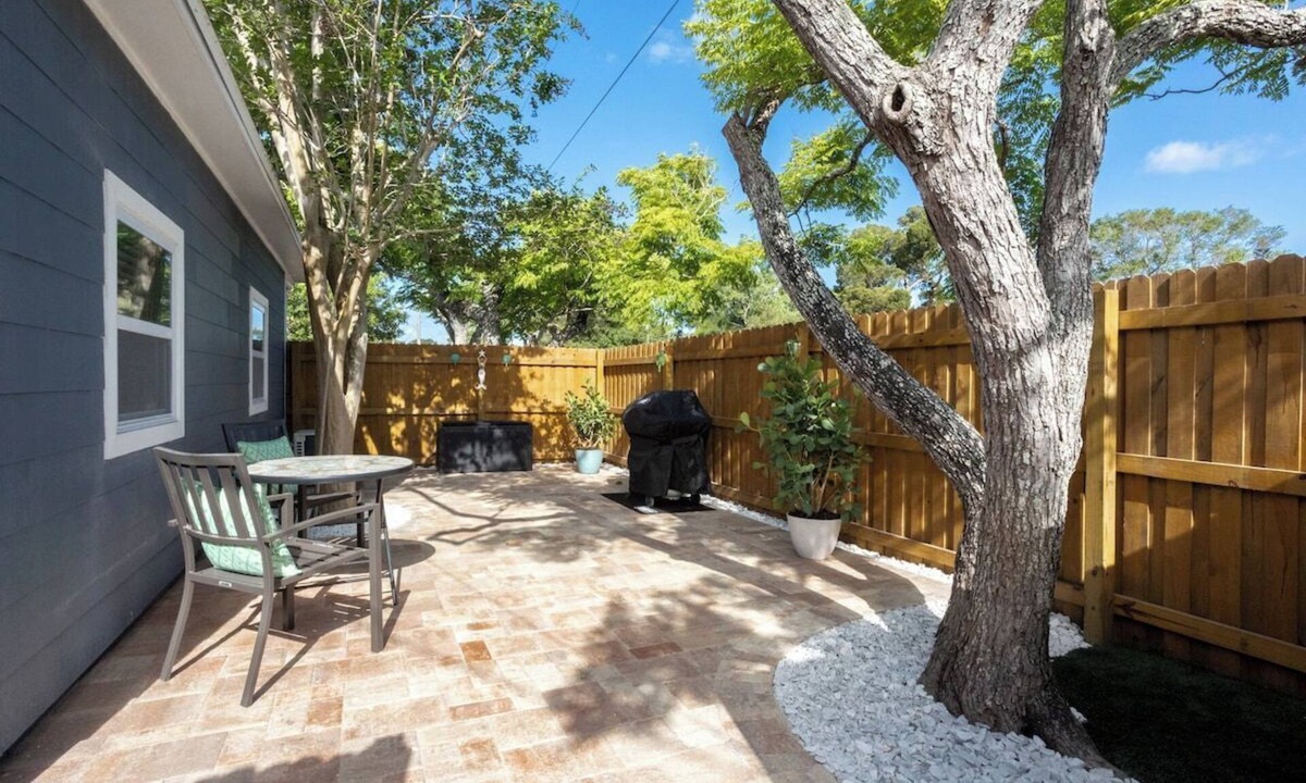 Gulfport House | Avocado Casita 10 mins to Beaches