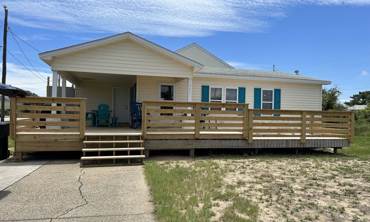 Kill Devil Hills House | Bacon on the Beach