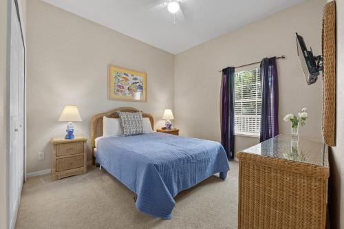 Bahama Bay House | Bahama Bay Charming 3BR Condo with Balcony View