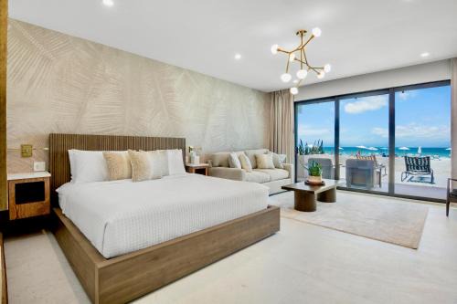 Holmes Beach Hotel | Bali Hai Beach Resort