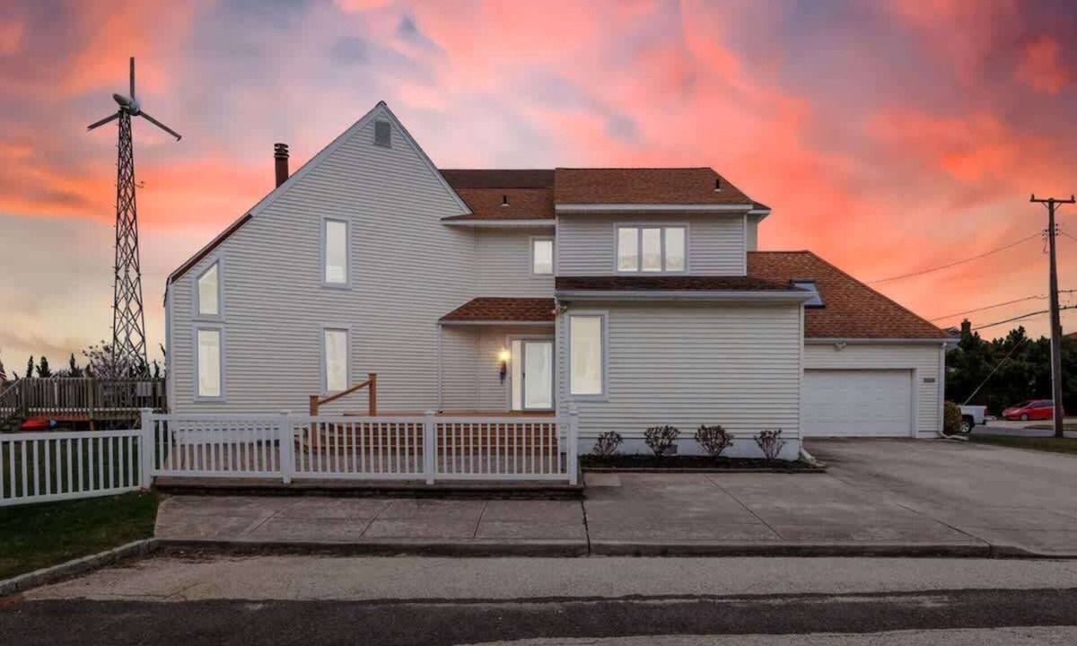 Brigantine House | Bay front Sunsets in Brigantine - Boat Dock & Deck