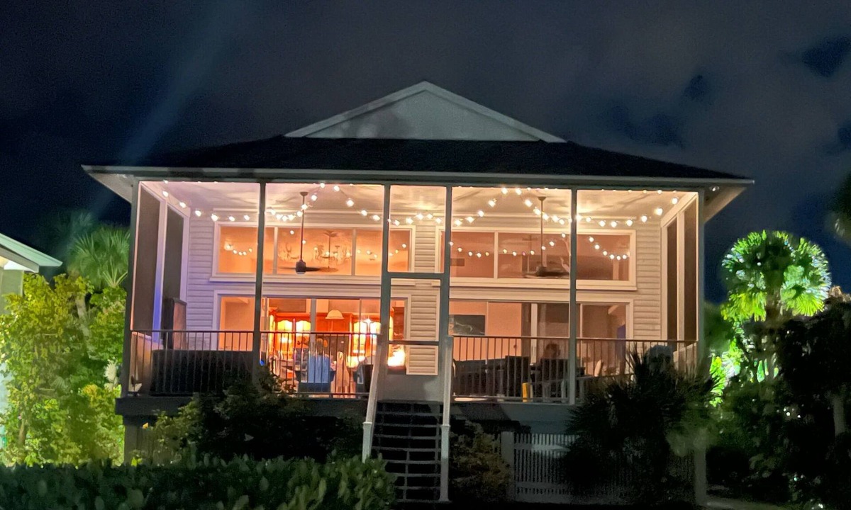Englewood House | Bayfront House - Private Dock - Sweeping Water Views - Steps to the Beach