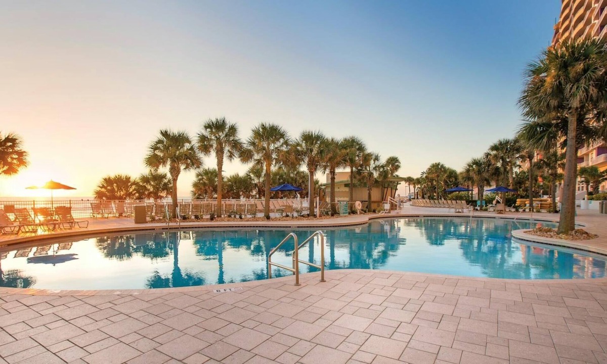 Daytona Beach Resort | Beach Bliss – 2-Bedroom at Club Wyndham Ocean Walk