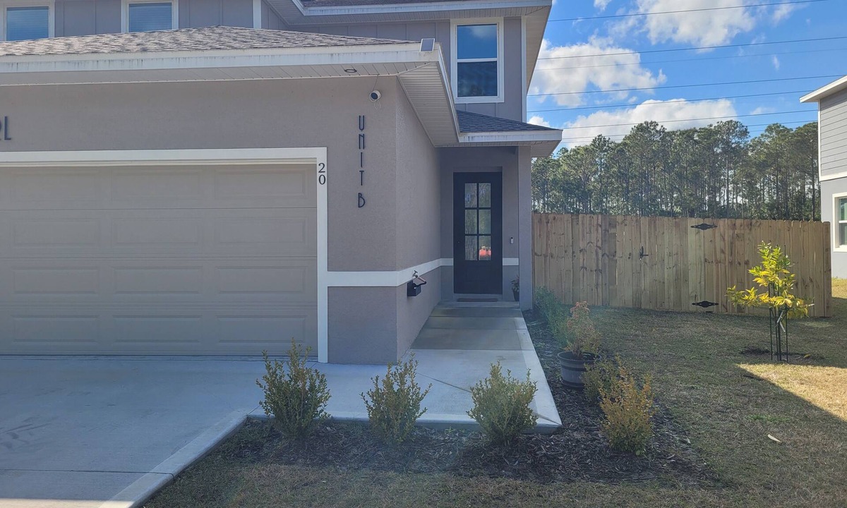 Palm Coast House | Beach Bliss Awaits: Cozy VRBO Just 15 Minutes from the Shore!