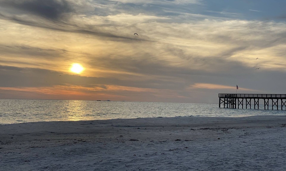 Redington Beach House | Beach Co. Bungalow Relaxed Coastal Living Near the Beach