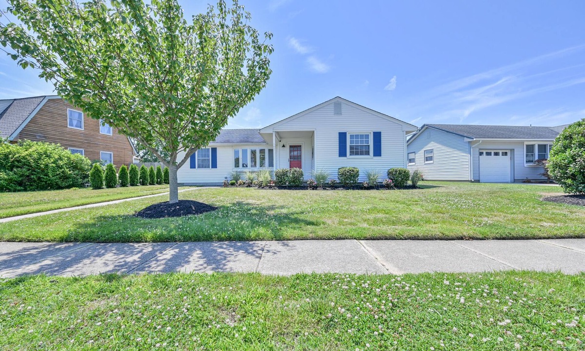 Southend House | "Beach Escape" Family friendly close to AC w/playground