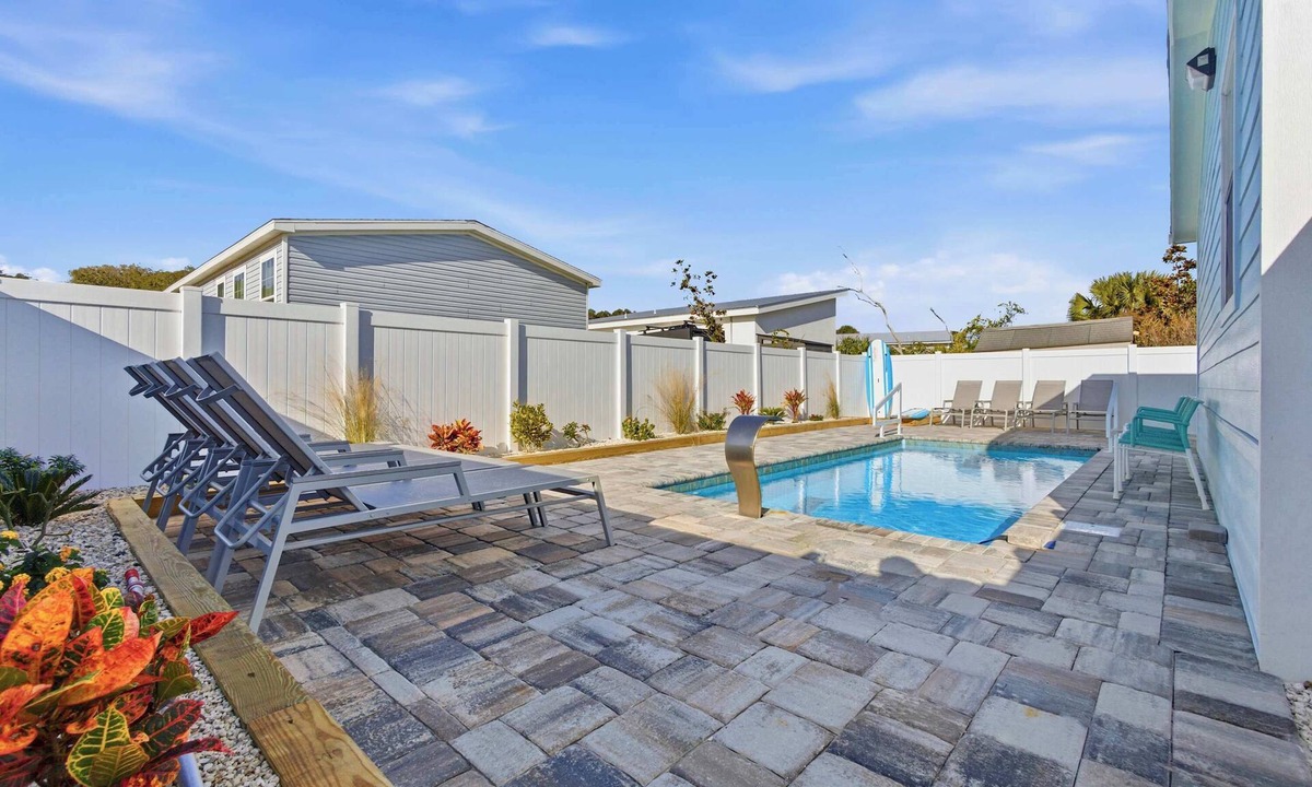 Palm Coast House | Beach Home: Heated Pool, Golf Cart, Kayaks, Fence