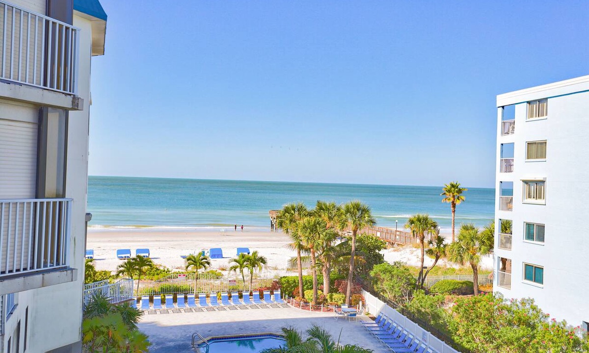 Indian Shores Condo | 🌞 Beach Palms 311 – Stylish Beachfront Condo in Indian Shores, FL
