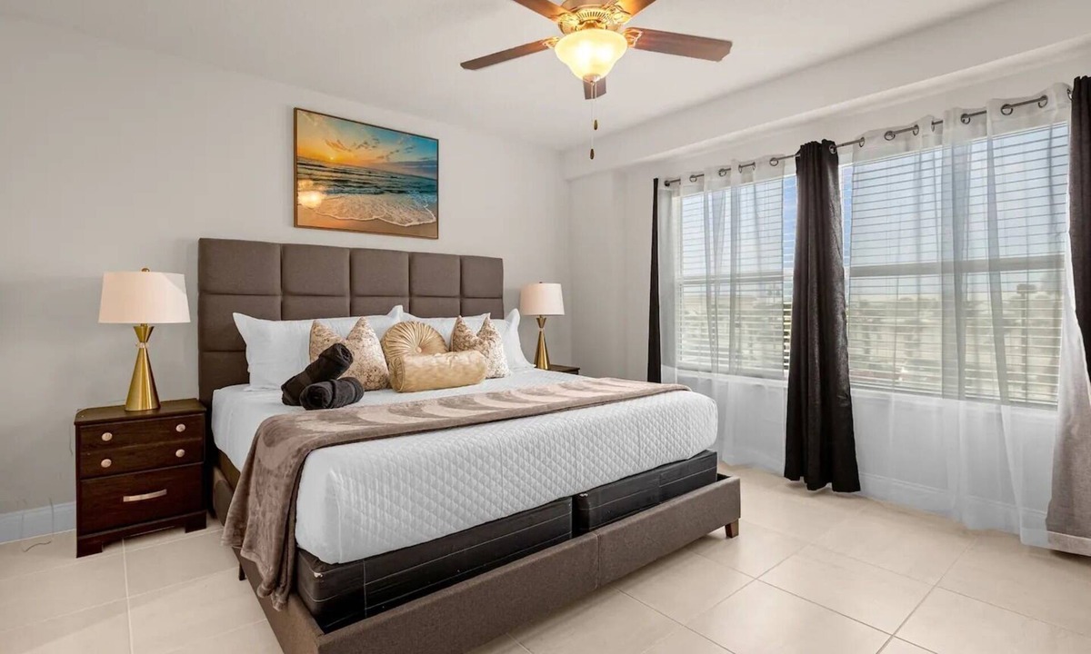 Ocean View Halifax Estates Condo | Beachfront Condo with Spacious Balcony - King Bed
