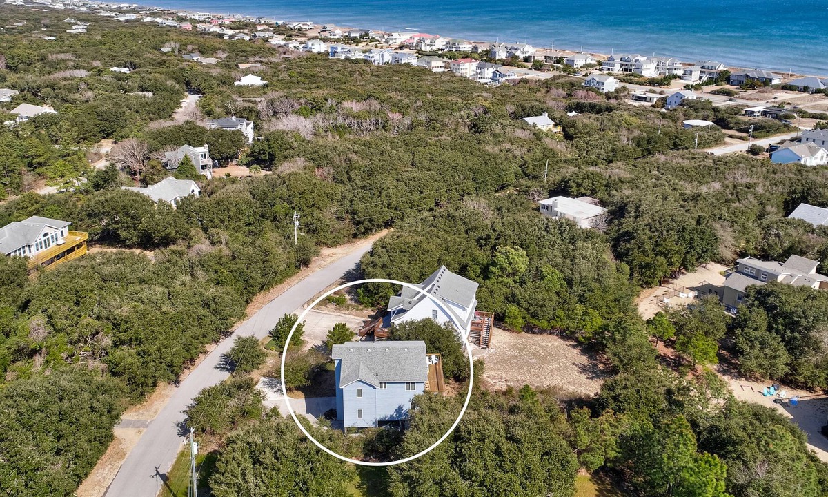 Southern Shores House | Beachside paradise with sundeck views & jetted tub - 365 yards to beach access