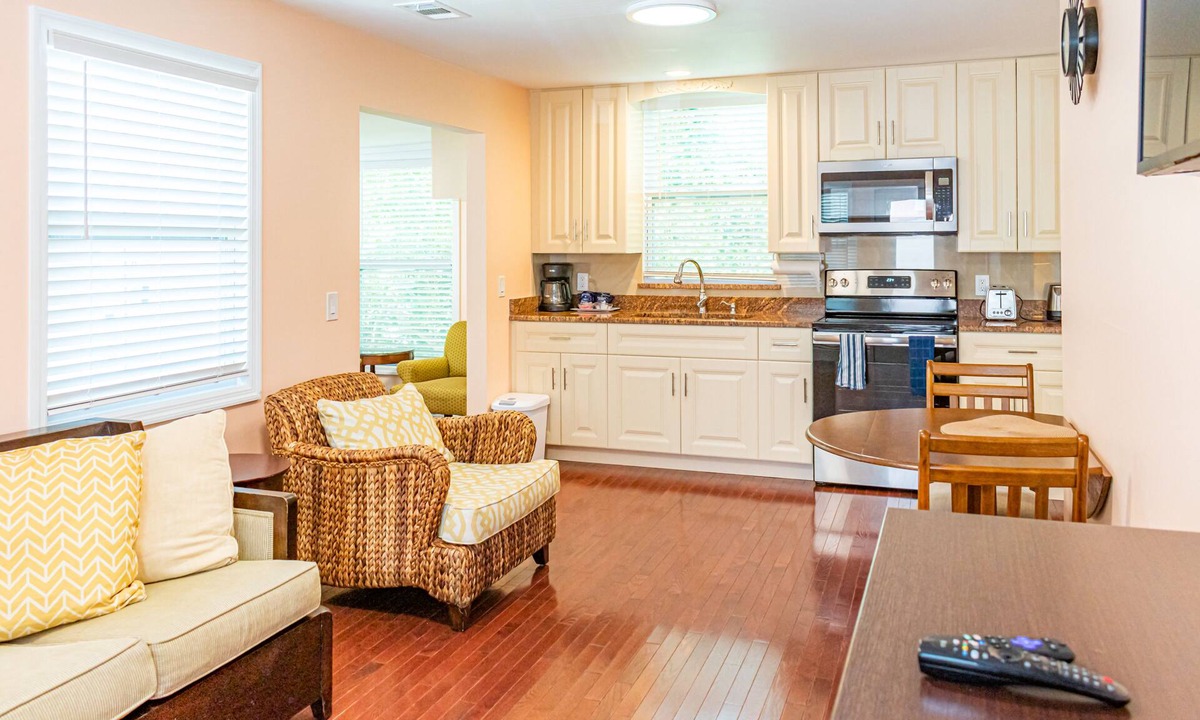 Indian Shores Condo | Beautiful 2nd fl. condo with balcony, across the street from the beach.