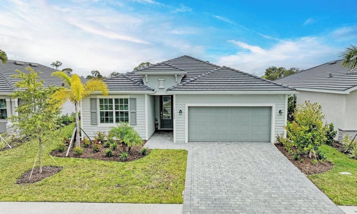 Venice House | Beautiful 3-Bedroom Home with Pool in Venice, FL – Ideal Vacation Getaway!