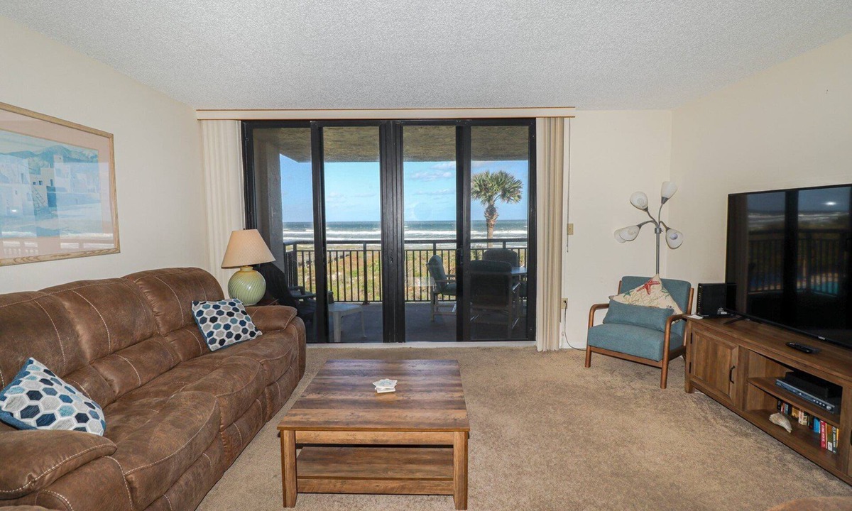 Butler Beach Condo | Beautiful Beach Front Condo Barefoot Trace 312