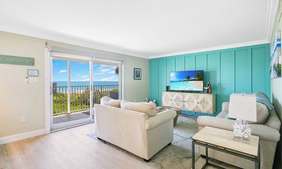 Cocoa Beach Condo | Beauty and the Beach - Luxury Oceanfront Condo Directly on Cocoa Beach