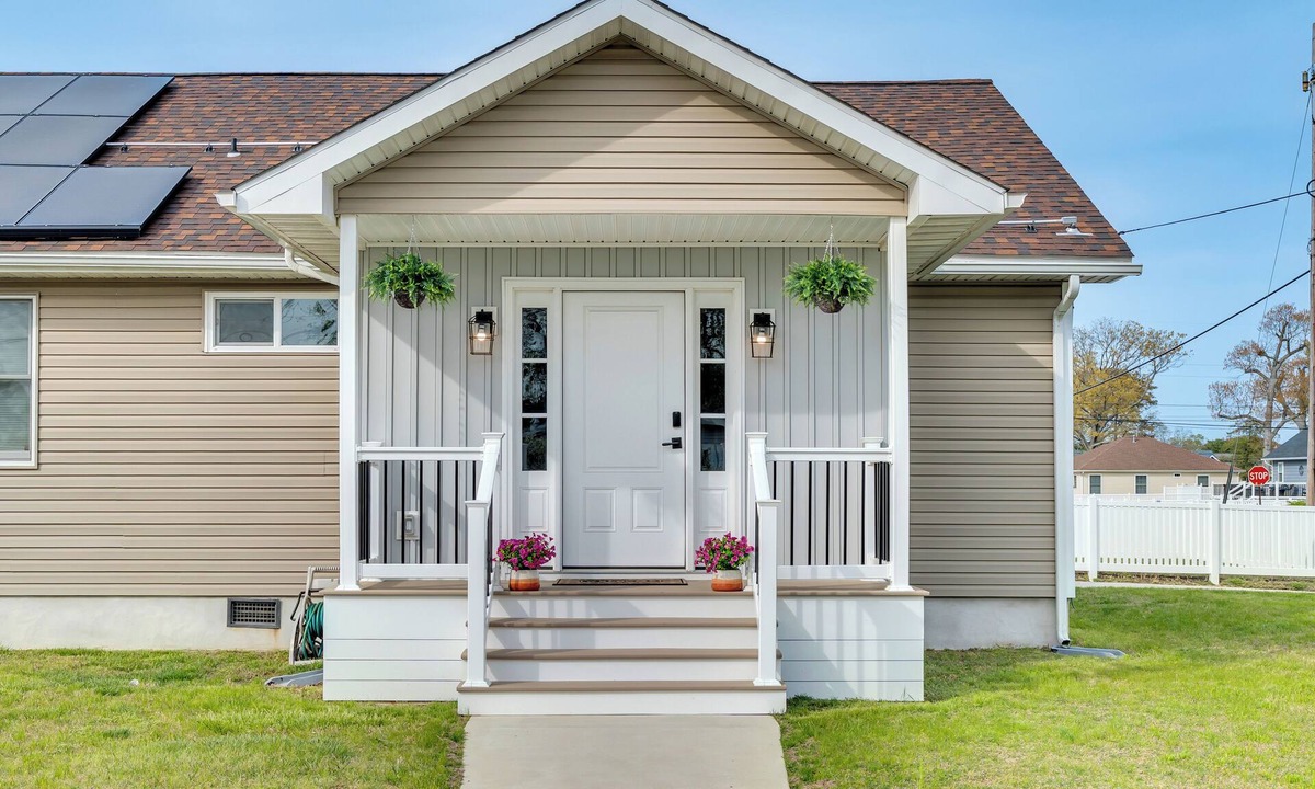 Villas House | Bella Villa - Pet Friendly! Sleeps 10