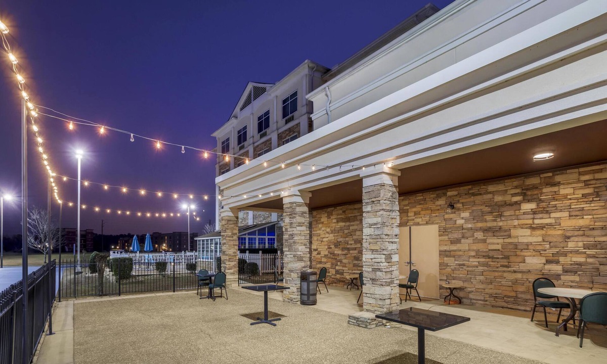 Thomasville Hotel | Best Western Plus Rose City Conference Center Inn