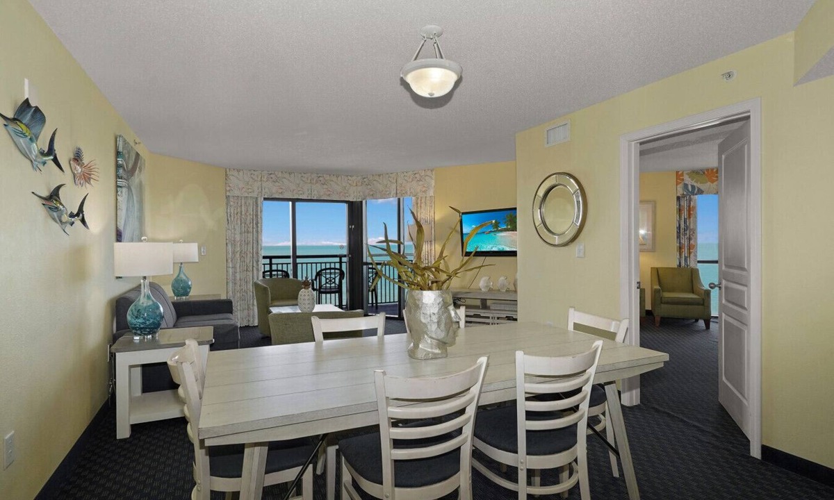 Myrtle Beach Condo | Big oceanfront 4 bedroom, 12th fl, large balcony