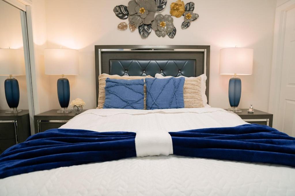 Pinecrest West Park Apartment | Bird's Serenity Nest