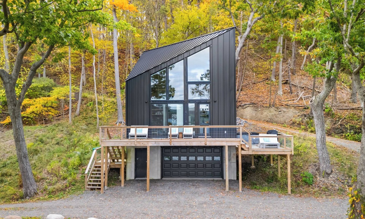 Valois House | Black Diamond: "Waterfront Finger Lakes Home with Hot Tub!"