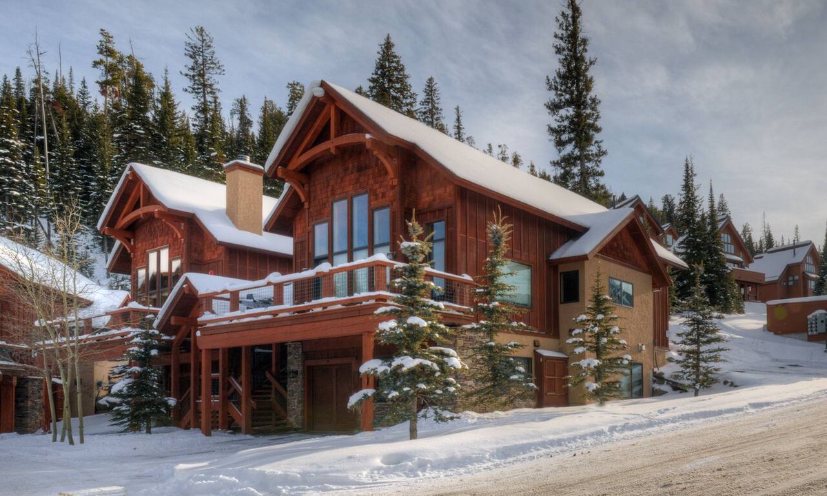 Big Sky House | Black Eagle Overlook | Ski-in/Out Luxury for Groups, Hot Tub