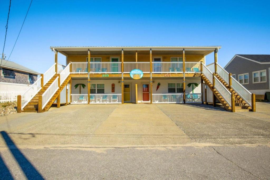 Atlantic Beach House | Boardwalk Shores
