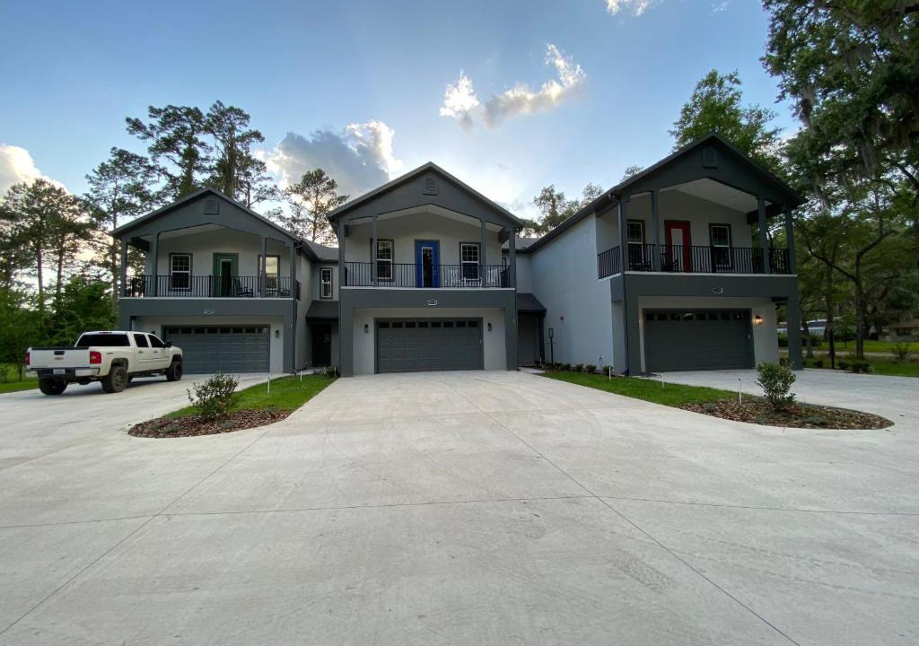Fellowship Villa | Brand new townhouse 2 miles away from WEC